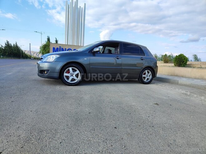 Toyota Corolla 2005, 268,000 km - 1.4 l - Mingəçevir