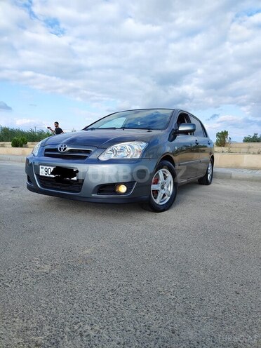 Toyota Corolla 2005, 268,000 km - 1.4 l - Mingəçevir