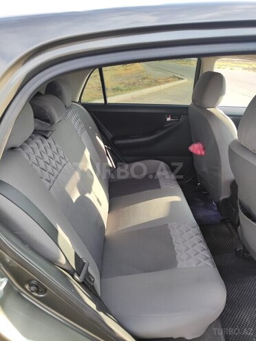 Toyota Corolla 2005, 268,000 km - 1.4 l - Mingəçevir