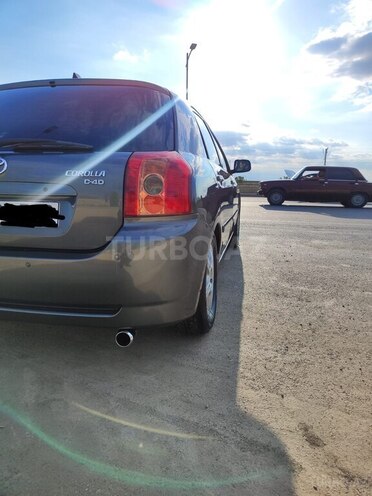 Toyota Corolla 2005, 268,000 km - 1.4 l - Mingəçevir