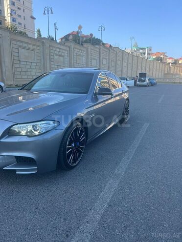 BMW 528 2014, 219,000 km - 2.0 л - Bakı