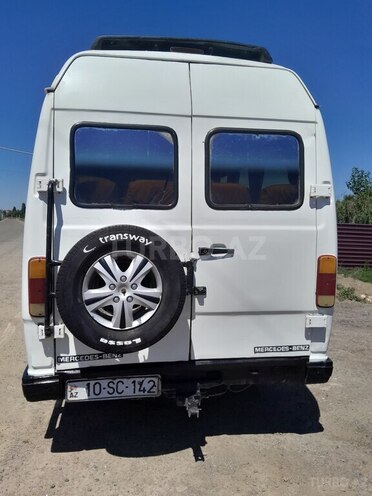 Mercedes  1995, 542,513 km - 2.9 l - Tovuz