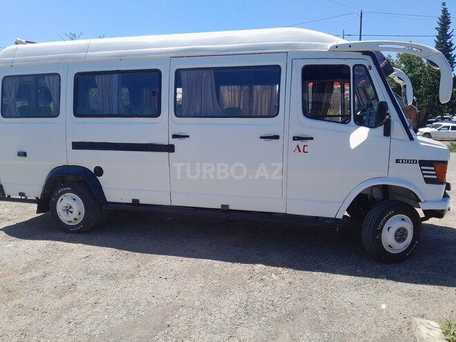 Mercedes  1995, 542,513 km - 2.9 l - Tovuz