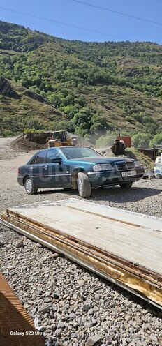 Mercedes C 200 1995, 371,686 km - 2.0 l - Bakı