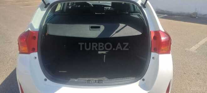 Toyota Auris 2014, 170,000 km - 1.4 l - Bakı