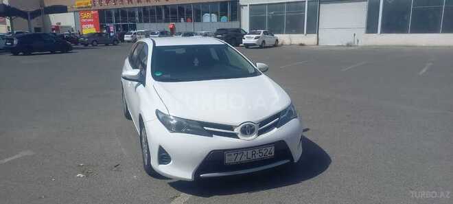 Toyota Auris 2014, 170,000 km - 1.4 l - Bakı
