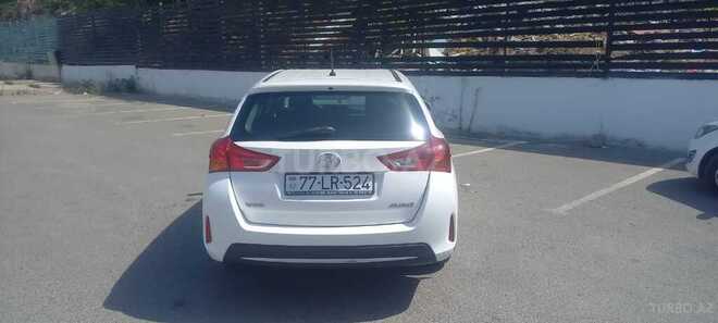 Toyota Auris 2014, 170,000 km - 1.4 l - Bakı