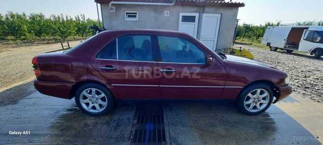 Mercedes C 220 1994, 325,321 km - 2.2 l - Quba