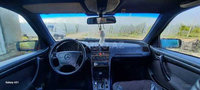 Mercedes C 220 1994, 325,321 km - 2.2 l - Quba