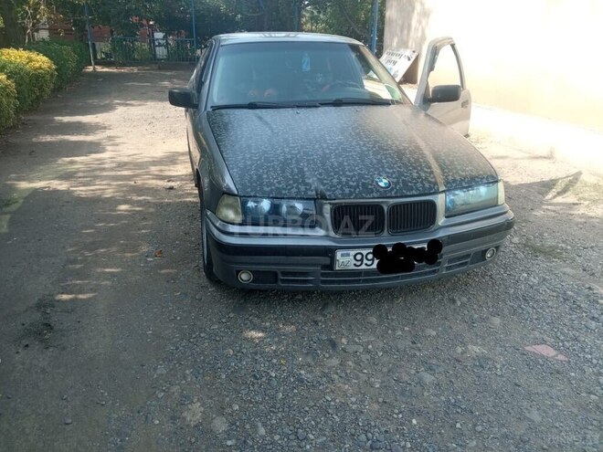 BMW 318 1991, 180,000 km - 1.8 l - Masallı
