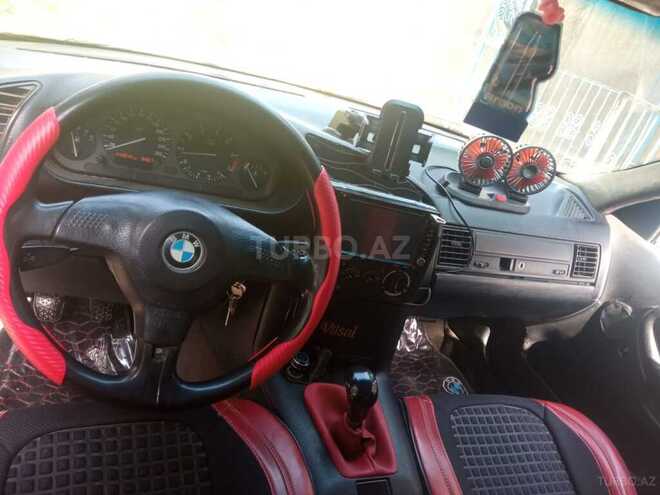 BMW 318 1991, 180,000 km - 1.8 l - Masallı