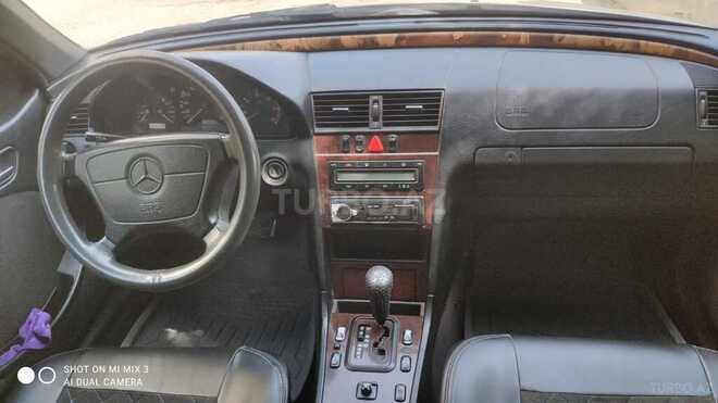 Mercedes C 220 1998, 242,158 km - 2.2 l - Bakı