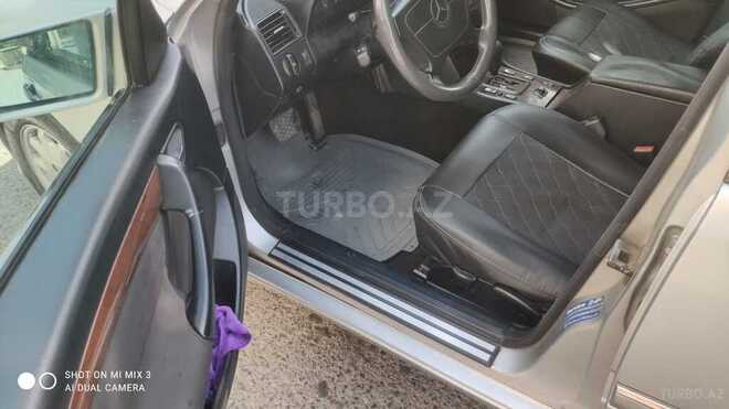 Mercedes C 220 1998, 242,158 km - 2.2 l - Bakı