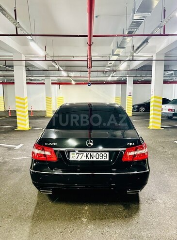 Mercedes E 220 2013, 110,222 km - 2.2 l - Bakı