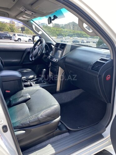 Toyota Prado 2011, 241,500 km - 2.7 l - Bakı