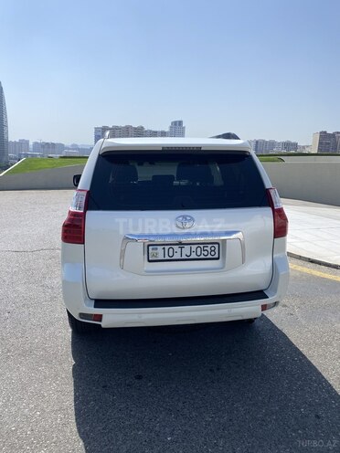 Toyota Prado 2011, 241,500 km - 2.7 l - Bakı