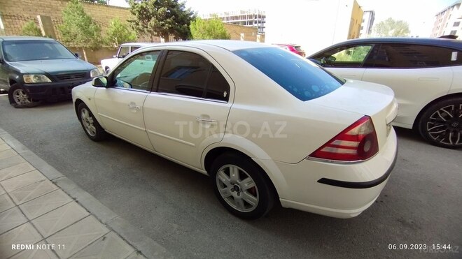 Ford Mondeo 2004, 250,000 km - 2.0 l - Sumqayıt