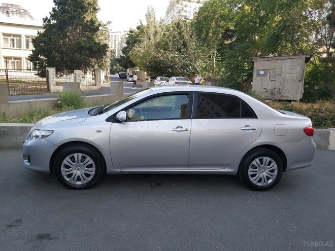 Toyota Corolla 2008, 180,000 km - 1.4 л - Bakı