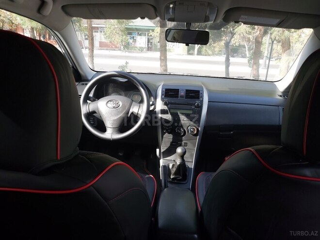 Toyota Corolla 2008, 180,000 km - 1.4 л - Bakı