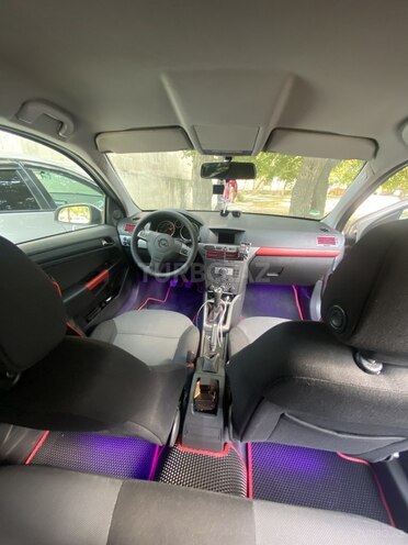 Opel Astra 2006, 186,000 km - 1.4 л - Bakı