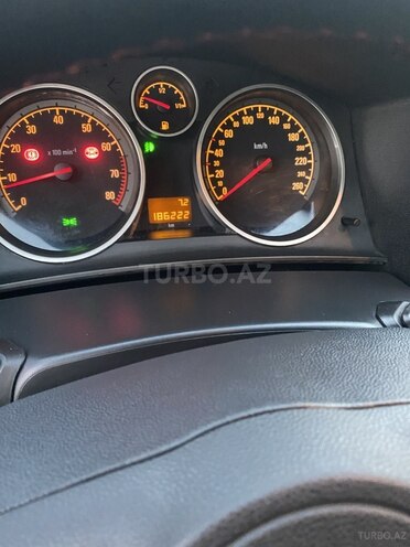 Opel Astra 2006, 186,000 km - 1.4 л - Bakı