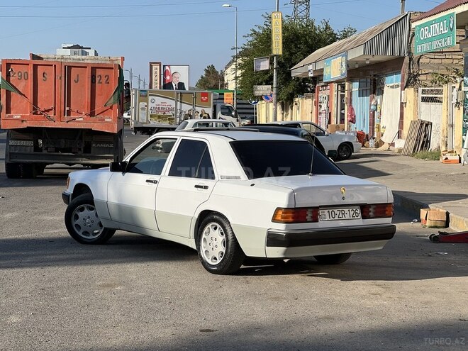 Mercedes 190 1990, 400,000 km - 1.8 l - Sabirabad