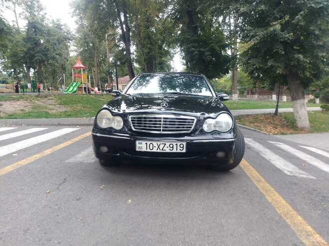 Mercedes C 240 2000, 421,500 km - 2.4 л - Quba