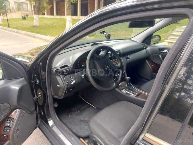 Mercedes C 240 2000, 421,500 km - 2.4 л - Quba