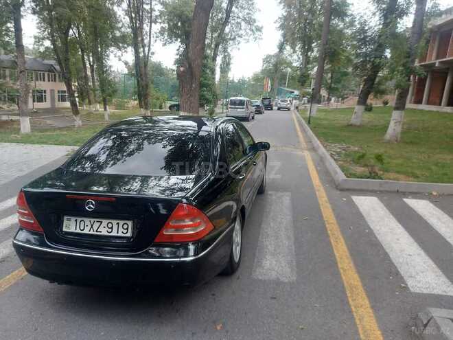 Mercedes C 240 2000, 421,500 km - 2.4 л - Quba