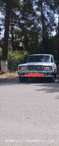 LADA (VAZ) 2107 2008, 76,000 km - 1.6 л - Salyan