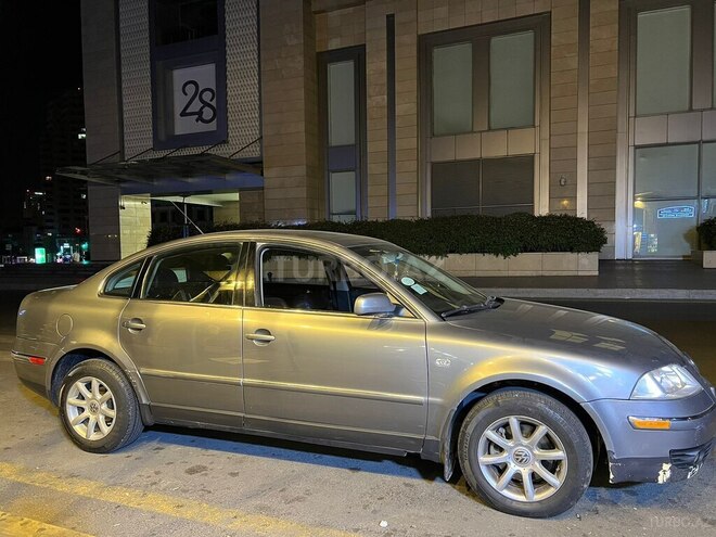 Volkswagen Passat 2003, 178,000 km - 1.8 л - Bakı