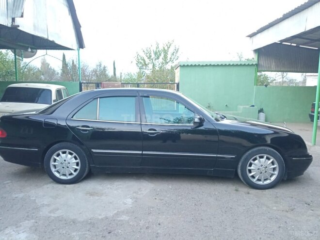 Mercedes E 280 2001, 480,000 km - 2.8 l - Tovuz