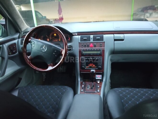 Mercedes E 280 2001, 480,000 km - 2.8 l - Tovuz