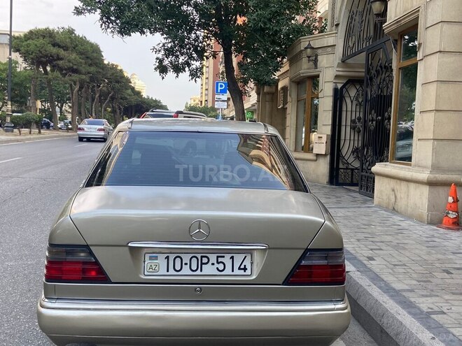 Mercedes E 280 1994, 395,000 km - 2.8 l - Bakı