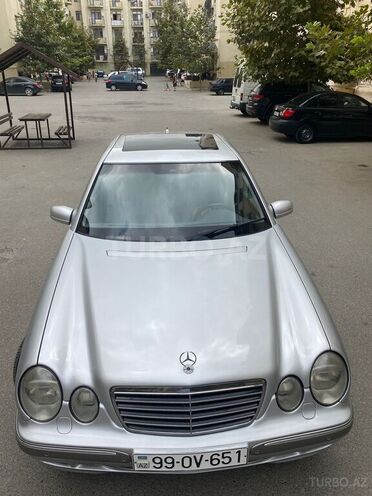 Mercedes E 280 2000, 399,000 km - 2.8 l - Bakı