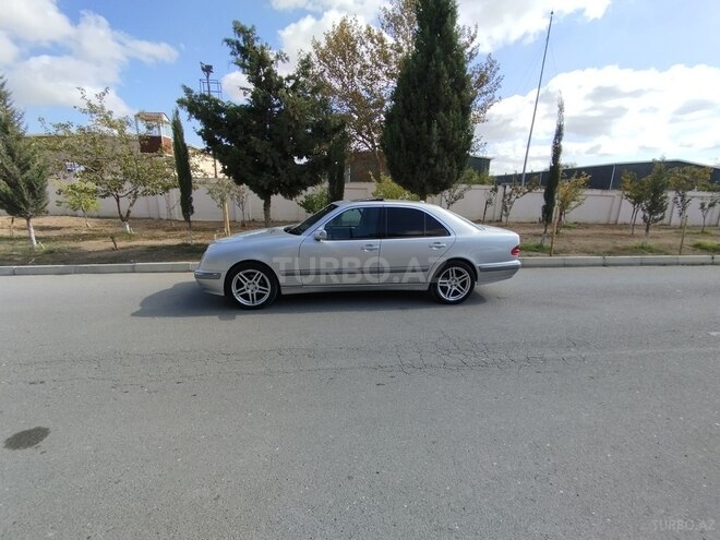 Mercedes E 280 2000, 399,000 km - 2.8 l - Bakı