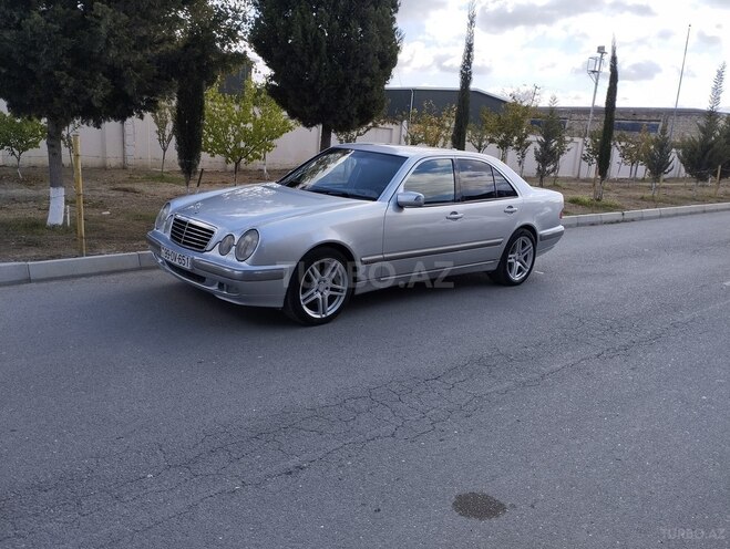 Mercedes E 280 2000, 399,000 km - 2.8 l - Bakı