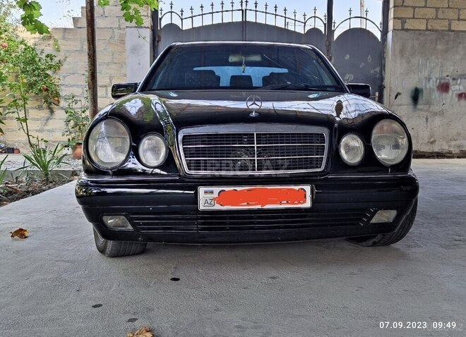 Mercedes E 220 1999, 245,012 km - 2.2 l - Göyçay