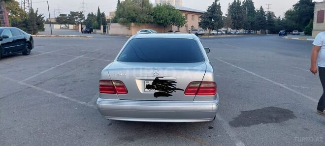 Mercedes E 240 1999, 350,000 km - 2.4 l - Bakı