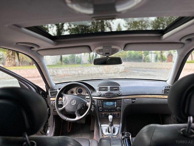 Mercedes E 320 2003, 365,000 km - 3.2 l - İsmayıllı