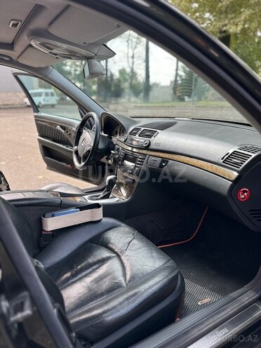 Mercedes E 320 2003, 365,000 km - 3.2 l - İsmayıllı