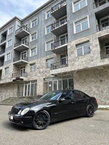 Mercedes E 320 2003, 365,000 km - 3.2 l - İsmayıllı