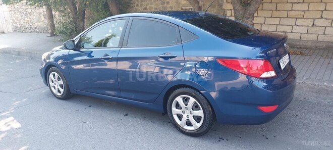Hyundai Accent 2015, 82,000 km - 1.6 l - Bakı