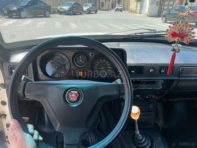 GAZ 31029 1993, 70,000 km - 2.4 l - Bakı