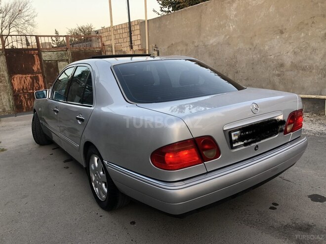 Mercedes E 230 1997, 387,500 km - 2.3 л - Bakı