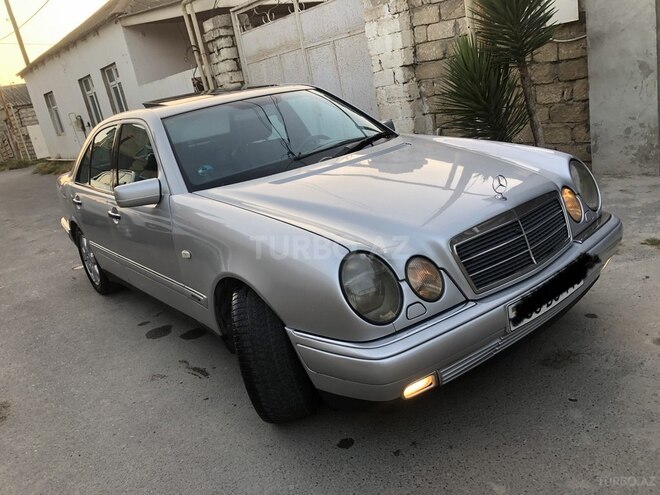 Mercedes E 230 1997, 387,500 km - 2.3 л - Bakı