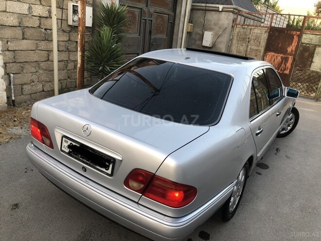 Mercedes E 230 1997, 387,500 km - 2.3 л - Bakı