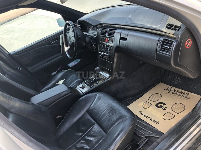 Mercedes E 230 1997, 387,500 km - 2.3 л - Bakı