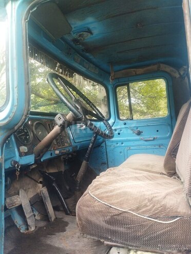 ZIL 130 1990, 200,000 km - 6.0 l - Şəki
