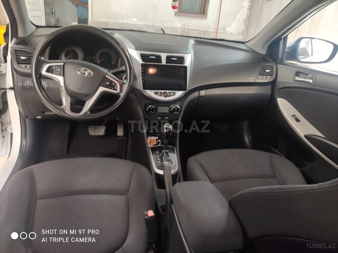 Hyundai Accent 2011, 179,580 km - 1.6 l - Bakı